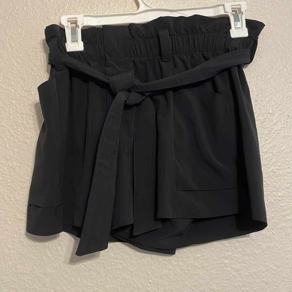 Athleta Skyline Shorts